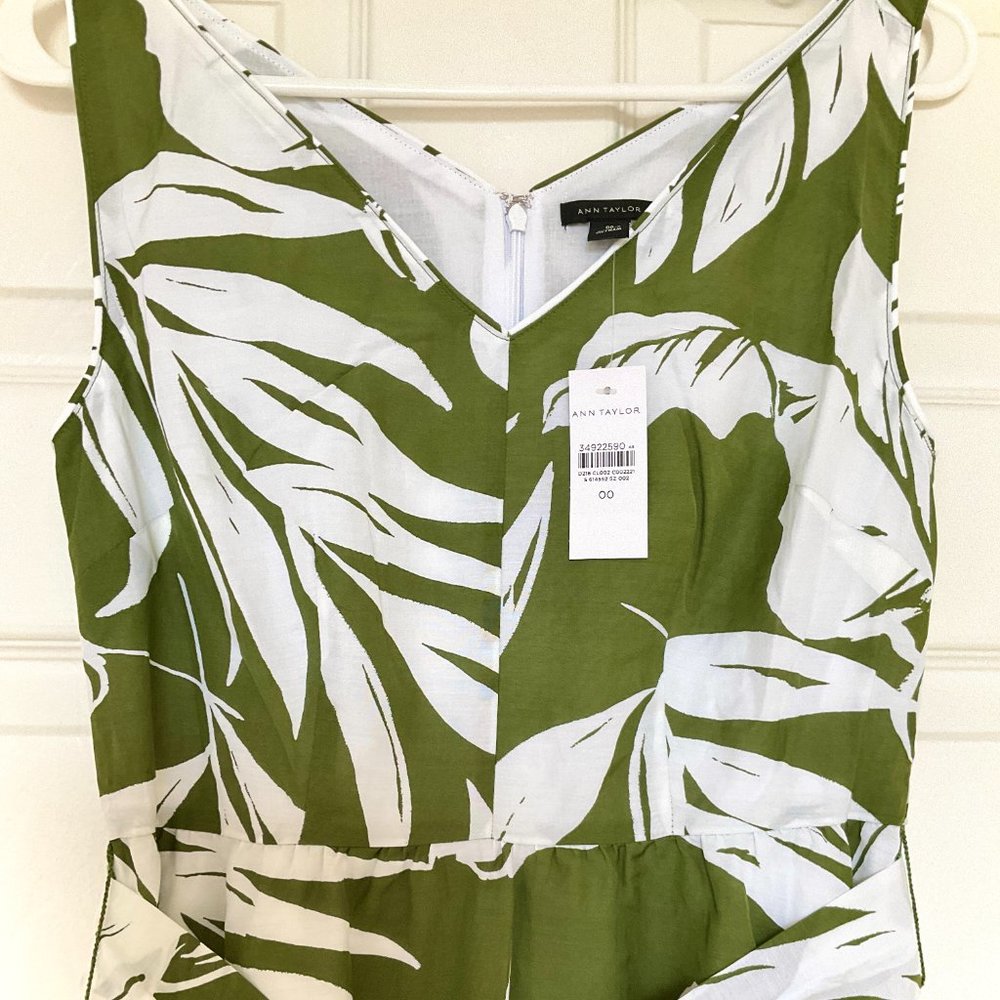 NEW Ann Taylor Palm Belted Flare Dress - Picture 6 of 8